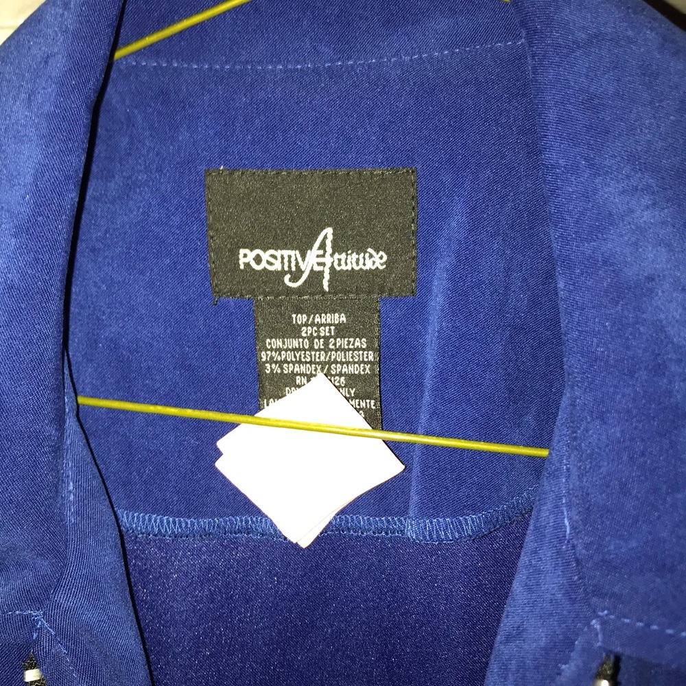 Blue blazer - Picture 2 of 3